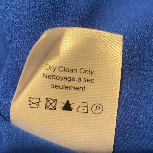 VERONICA BEARD Lyric
One-Shoulder‎ Silk Top - Picture 7 of 11